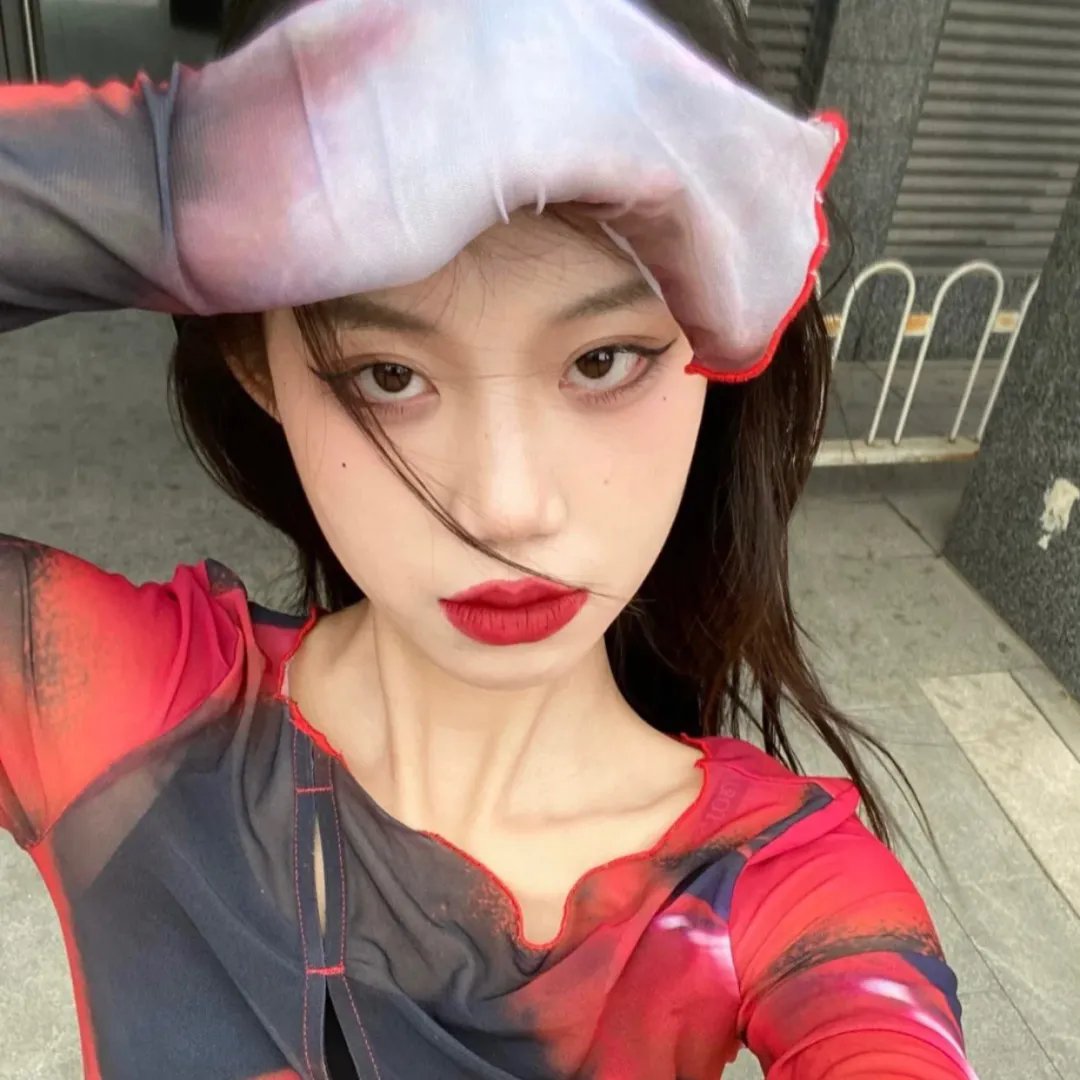 三月小姐